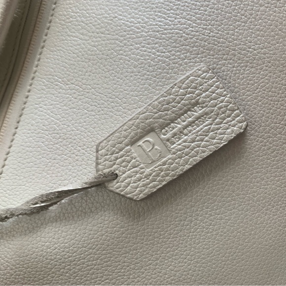 Pierre Belvedere Laptop Bag in Iridescent Cream Pebbled Leather. New - Picture 2 of 9